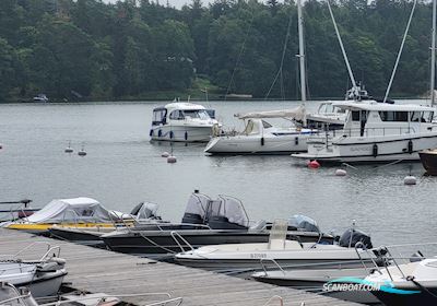 Beneteau Antares 8 Motorbåd 2007, med NANNI inboard 197HP TYB07120157 motor, Estland