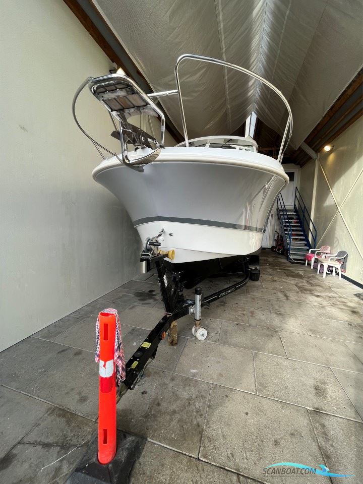 Beneteau Antares 8 Seamotion