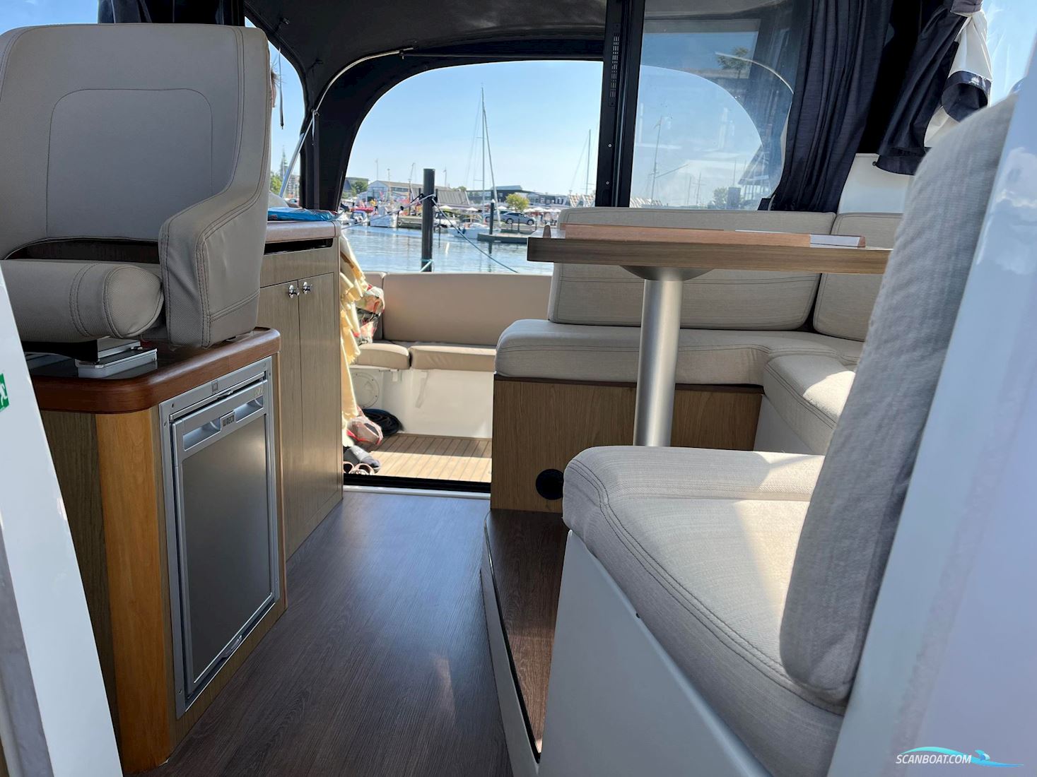 Beneteau Antares 8.80