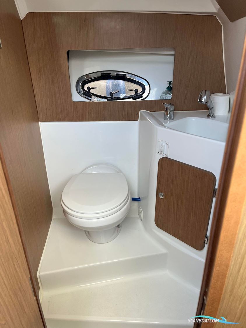 Beneteau Antares 8.80