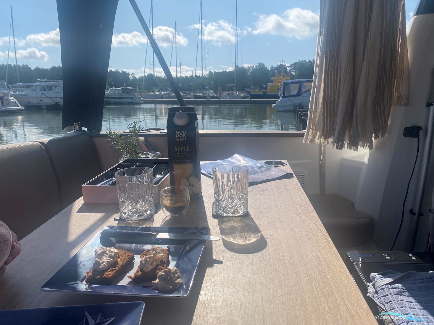 Beneteau Antares 8.80