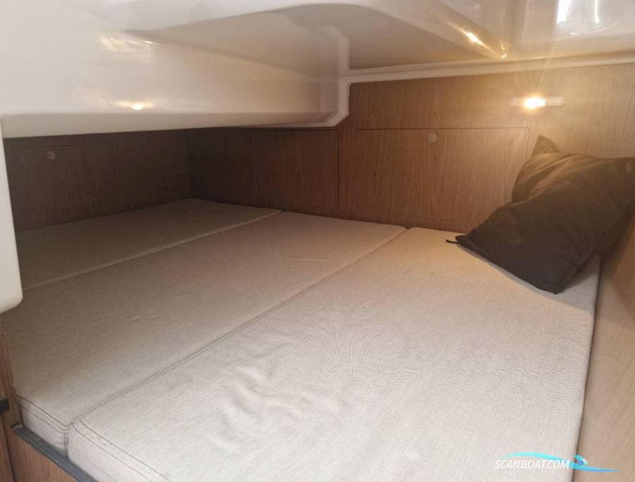 Beneteau Antares 8.80
