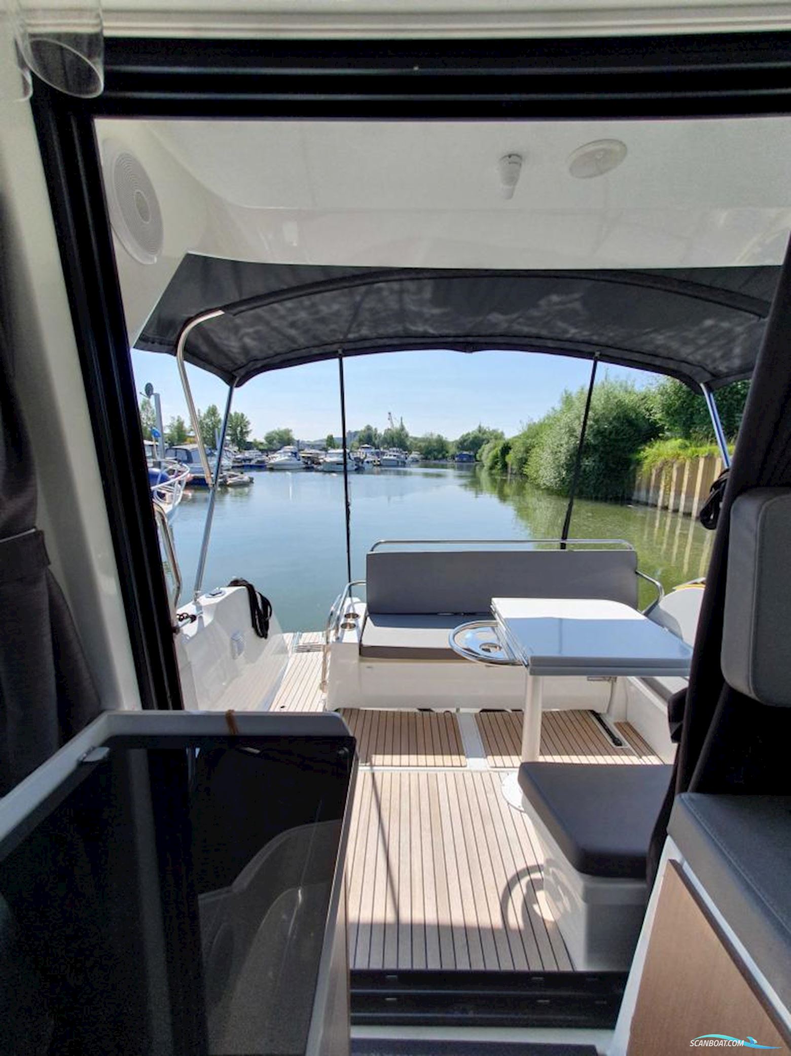 Beneteau Antares 9 OB