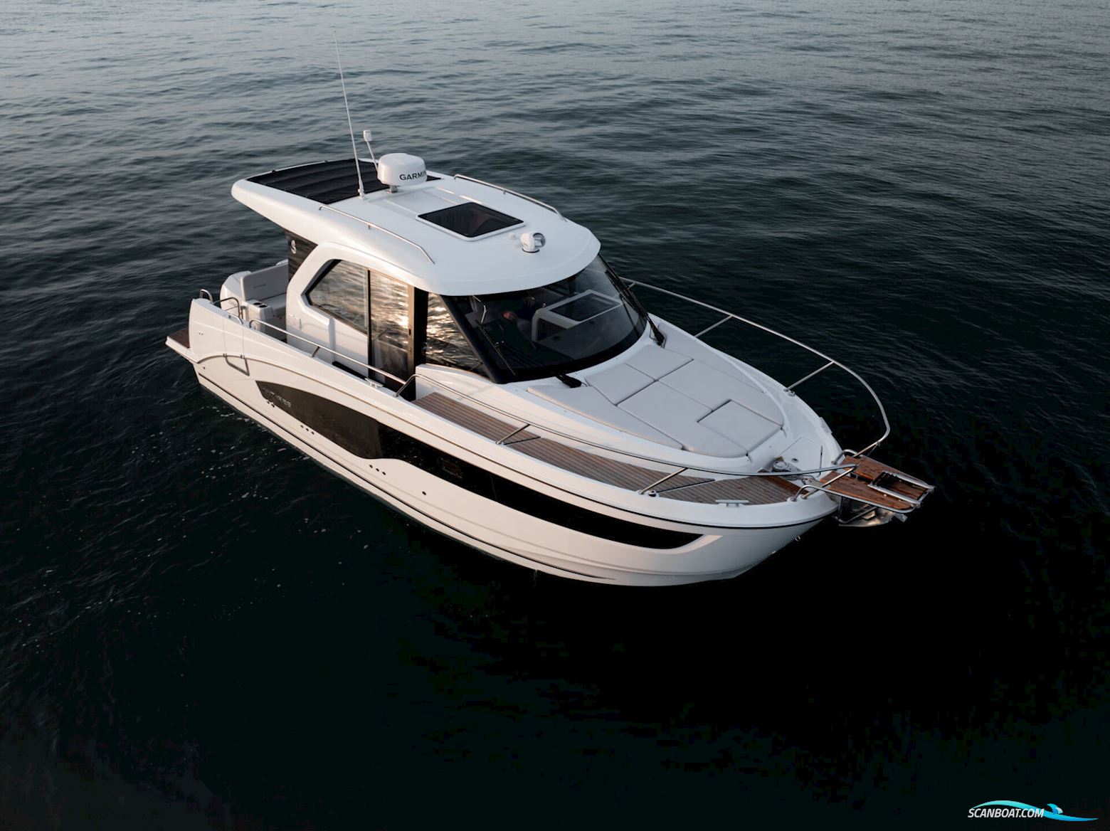 Beneteau Antares 9 OB V2 – på Vej Hjem