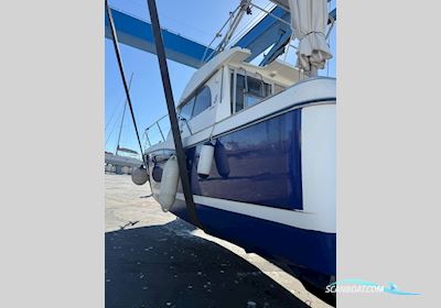 Beneteau Antares 9 Motorbåd 2004, med Volvo Penta Kamd 43 motor, Spanien