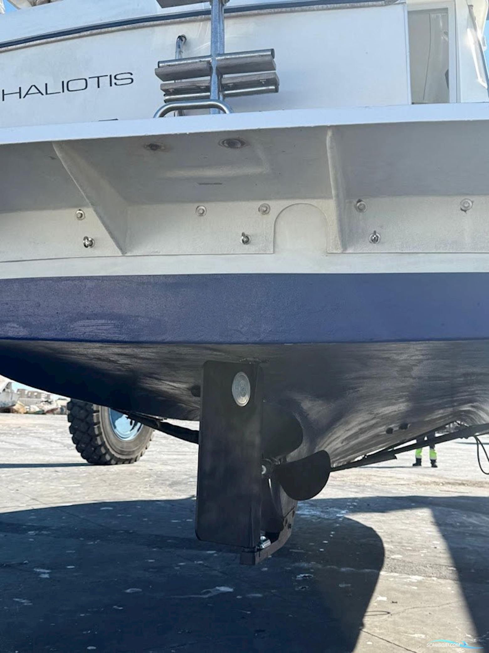 Beneteau Antares 9