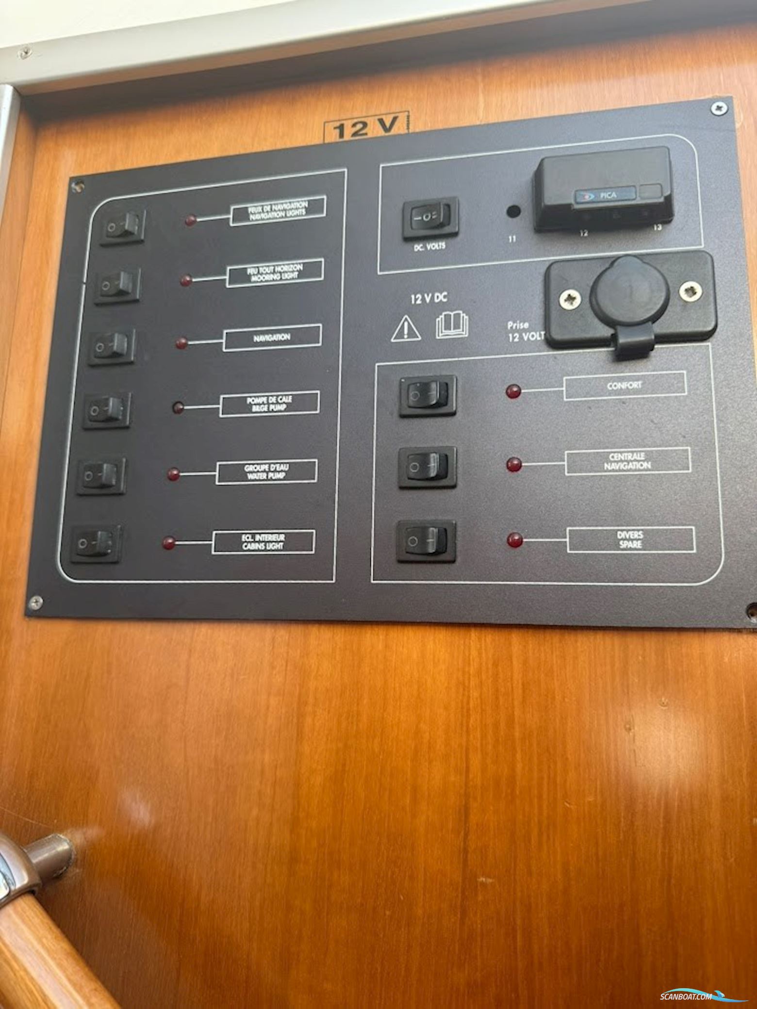 Beneteau Antares 9