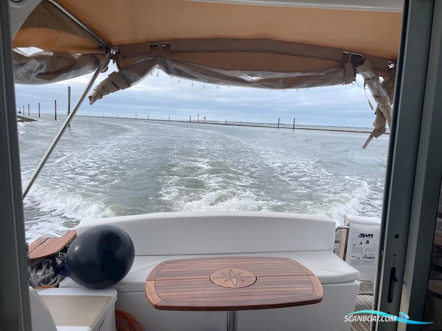 Beneteau Antares 980 Fly