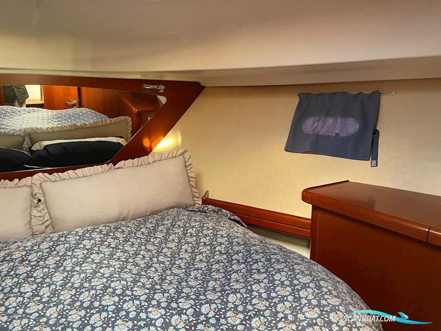 Beneteau Antares 980 Fly