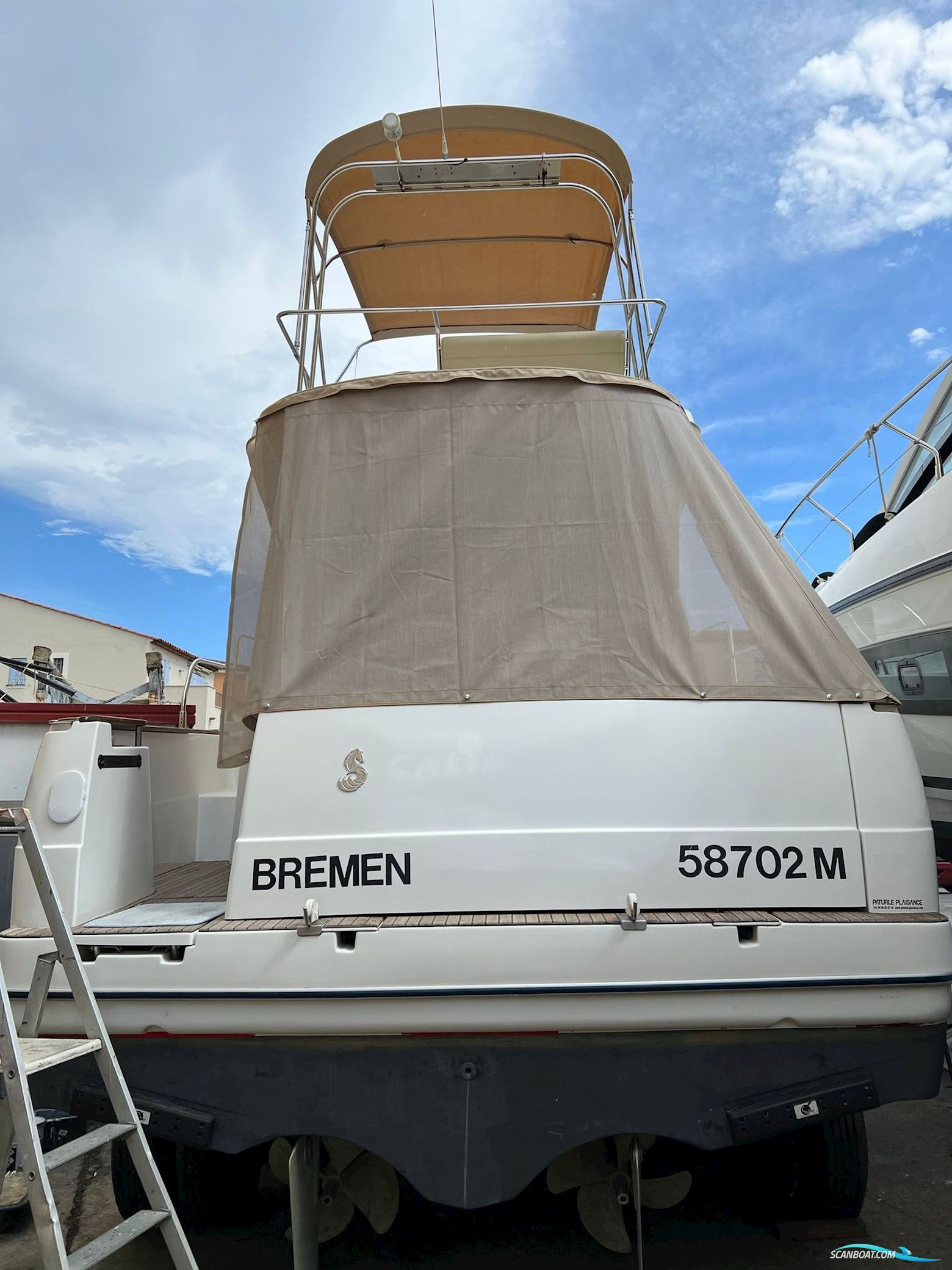 Beneteau Antares 9.80 Flybridge – 2009