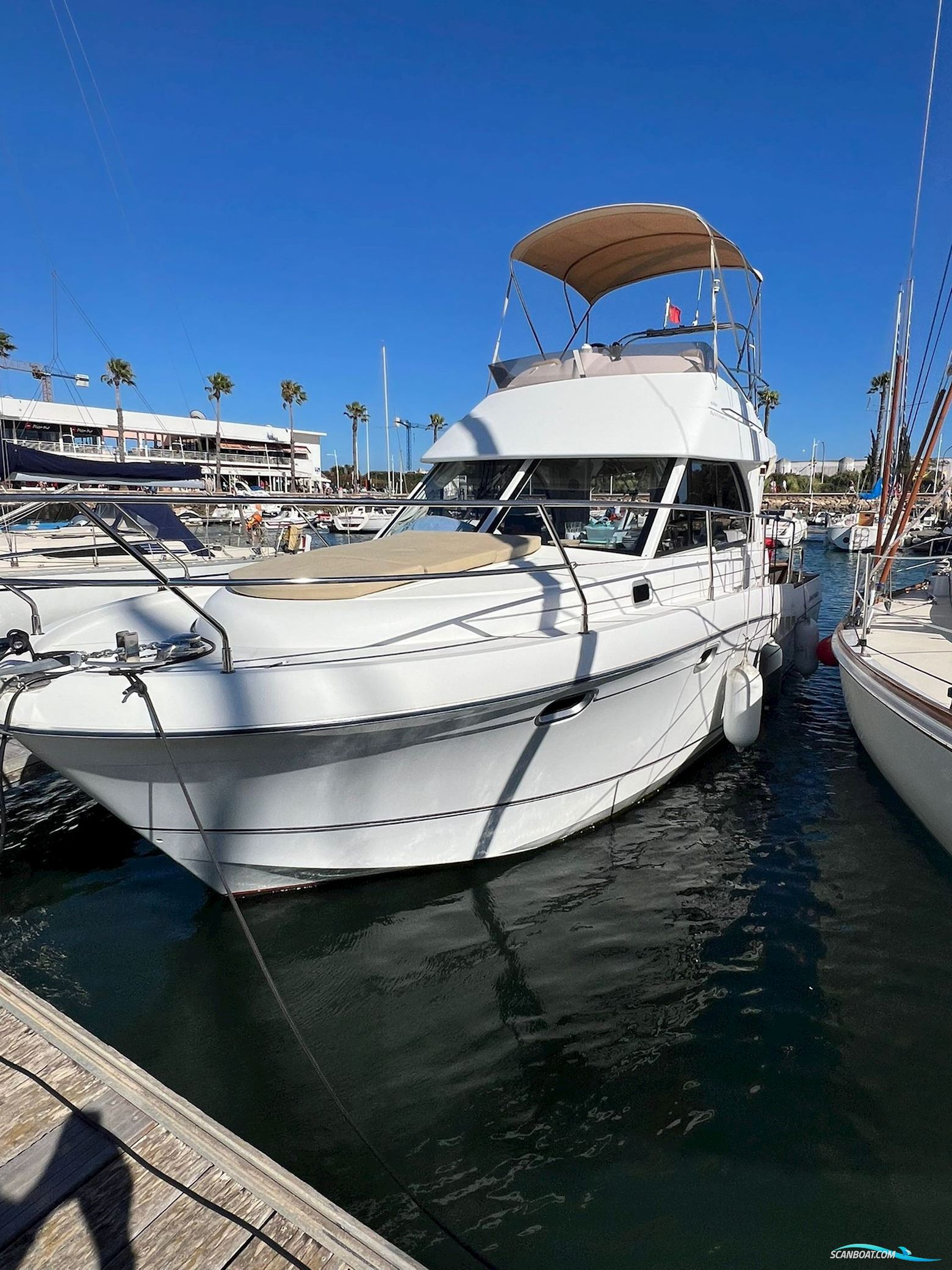 Beneteau Antares 9.80 Flybridge – 2009