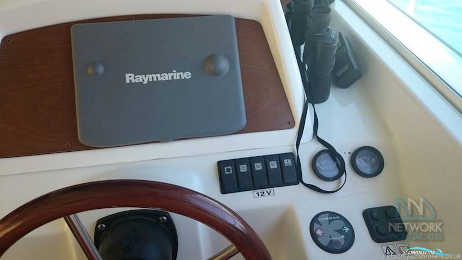 Beneteau Antares 980