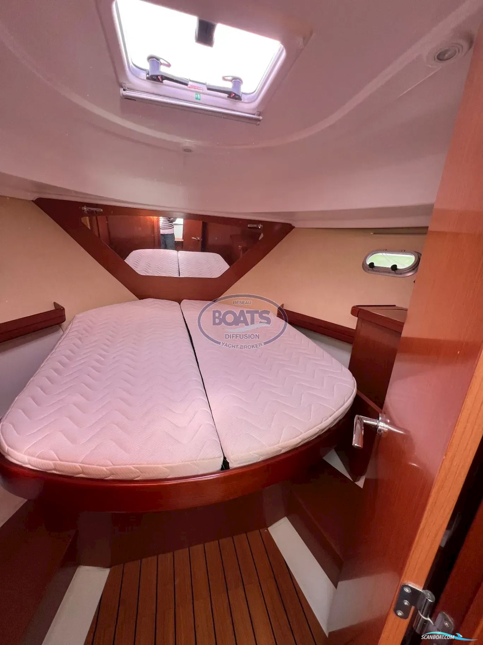 Beneteau ANTARES 9.80