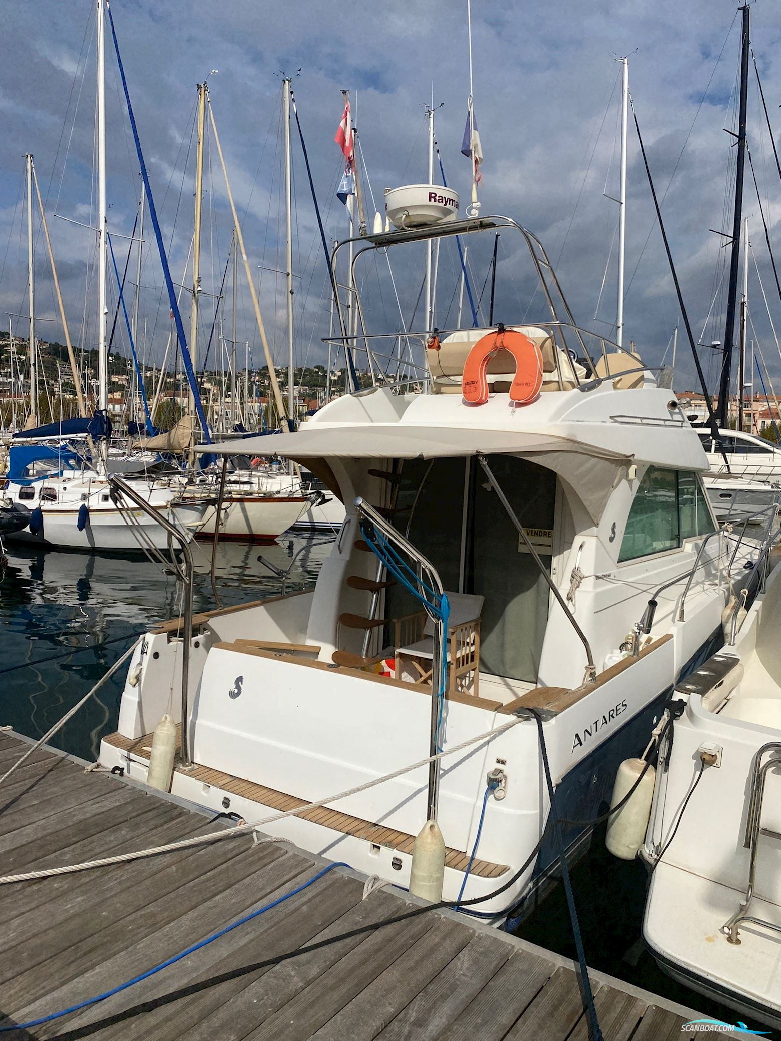 Beneteau Antares 9.80