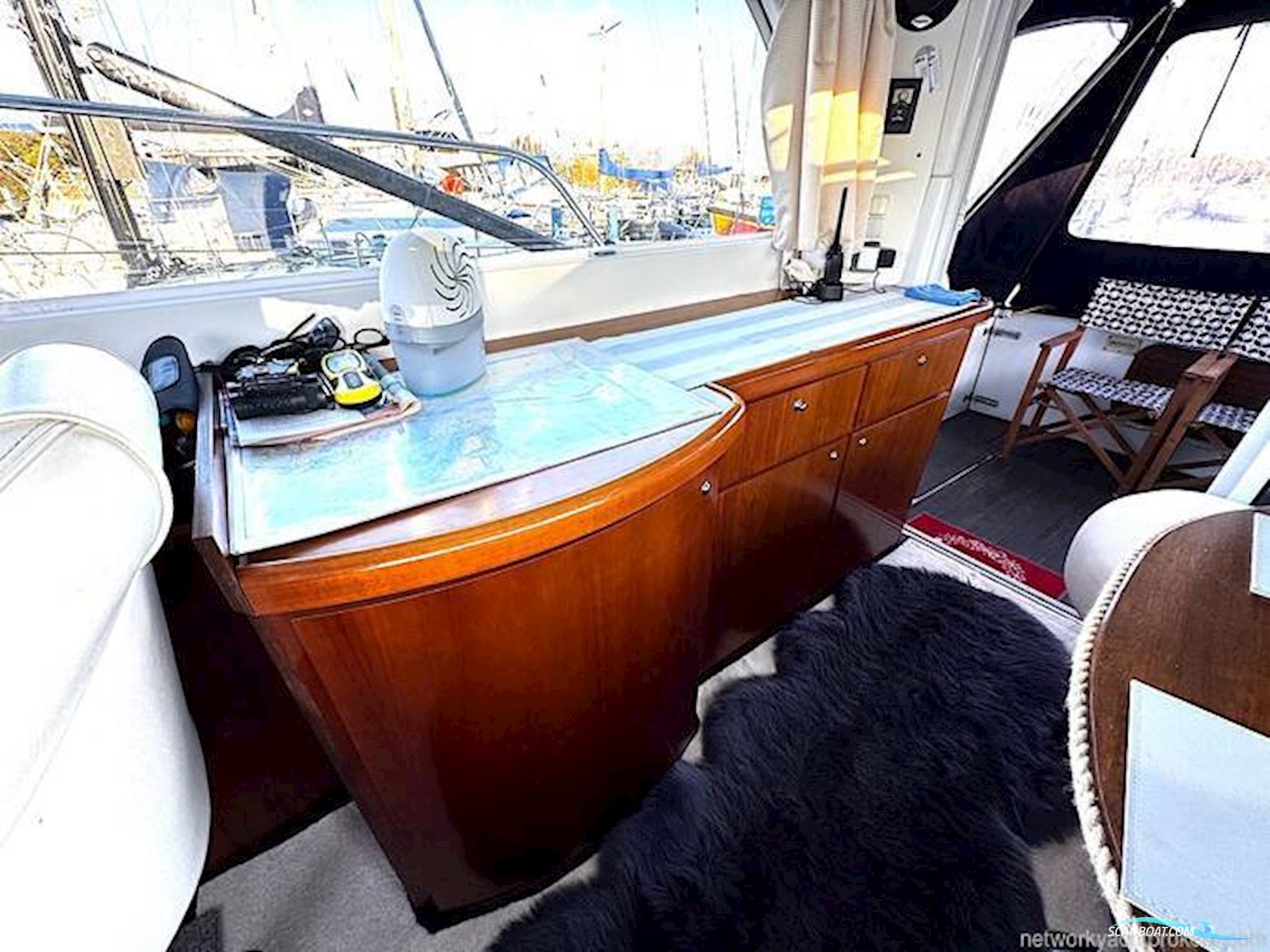 Beneteau Antares 9.80