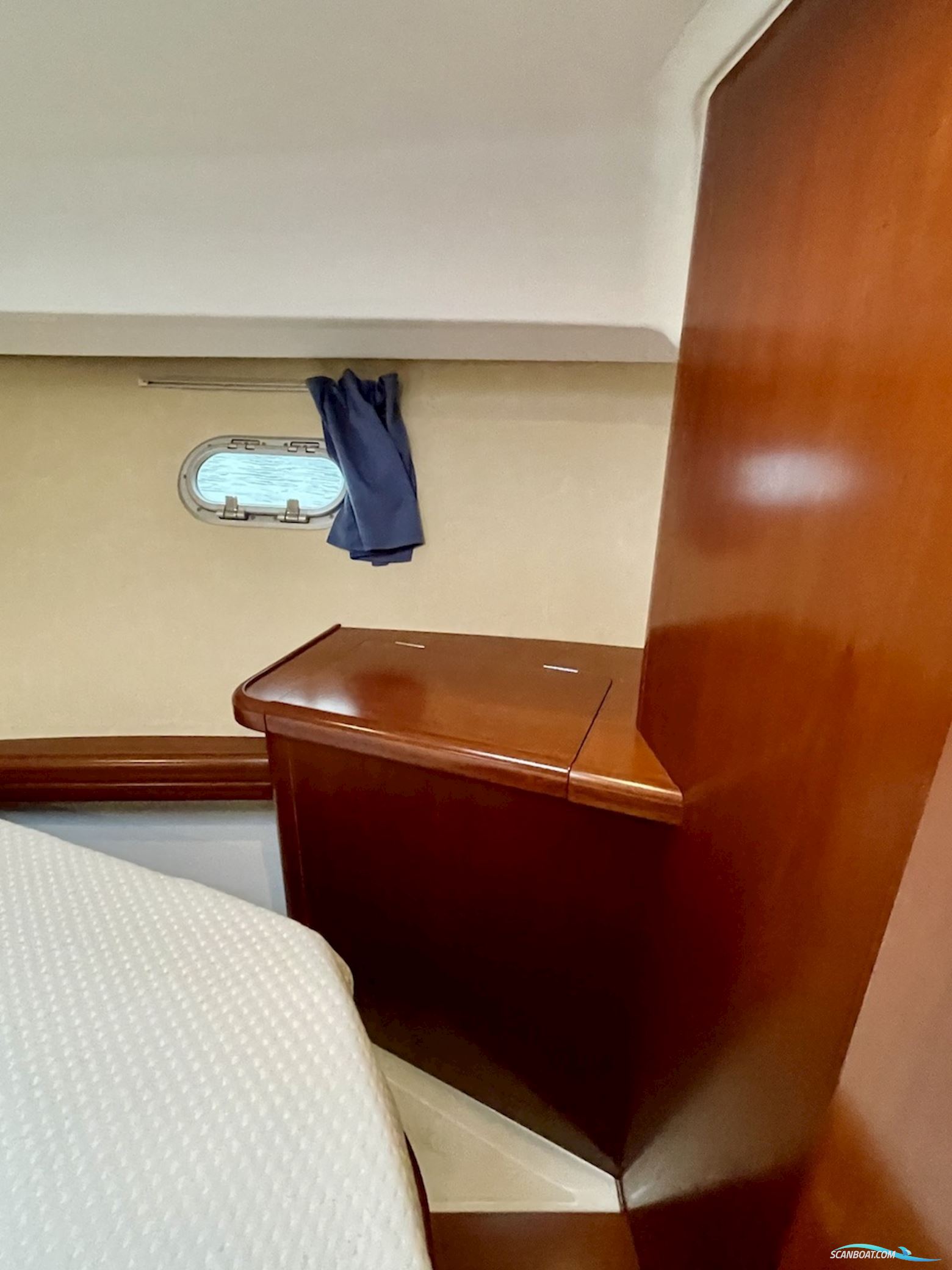 Beneteau Antares 980