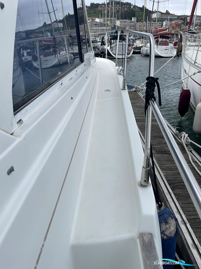 Beneteau Antares 9.80