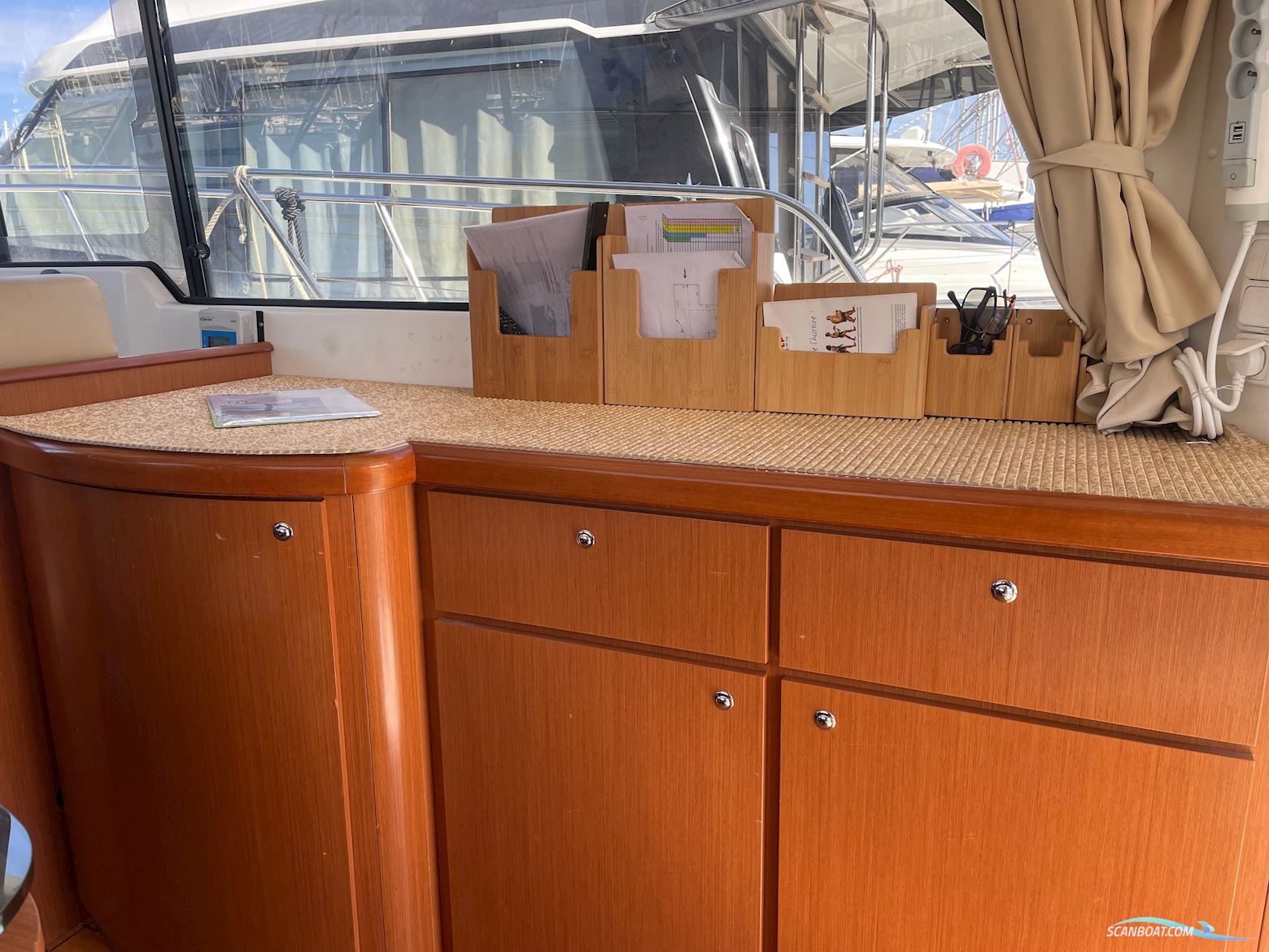 Beneteau Antares 980