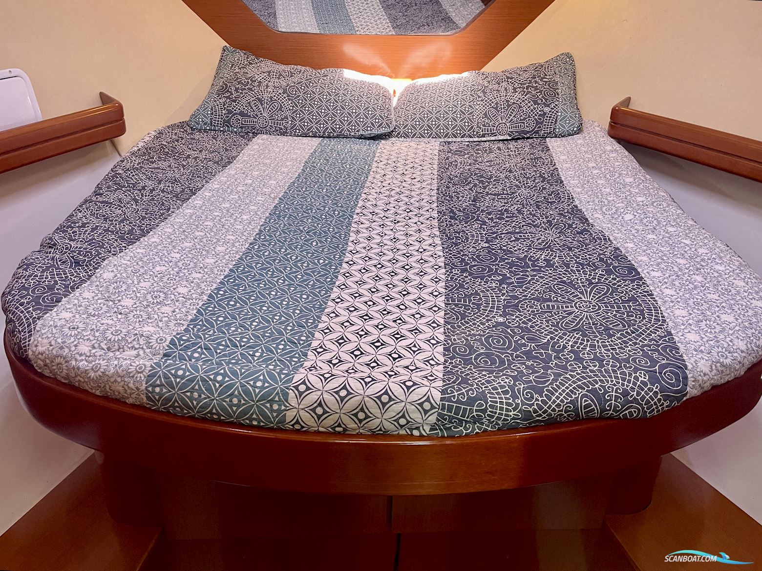 Beneteau Antares 980