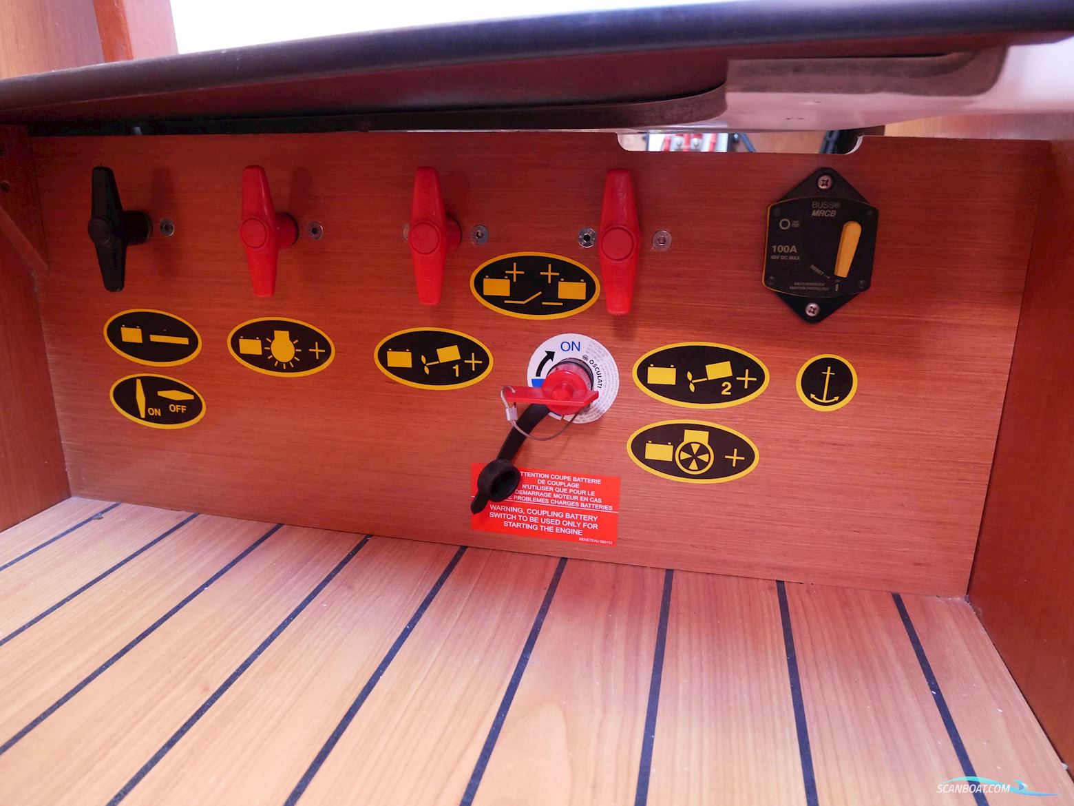 Beneteau Antares 980