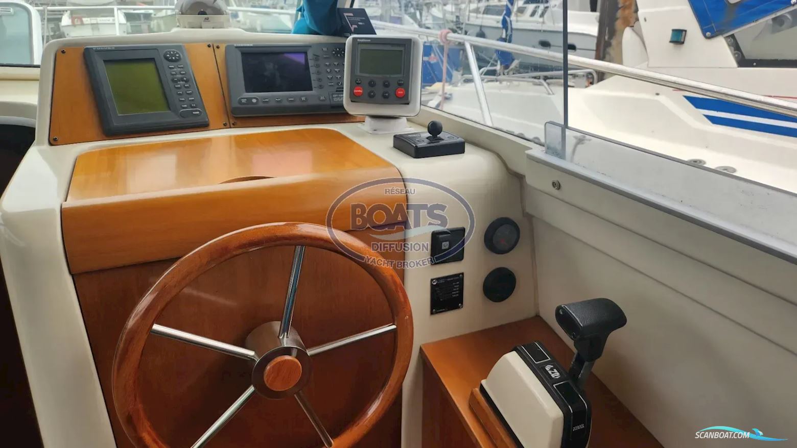 Beneteau Antares Serie 9