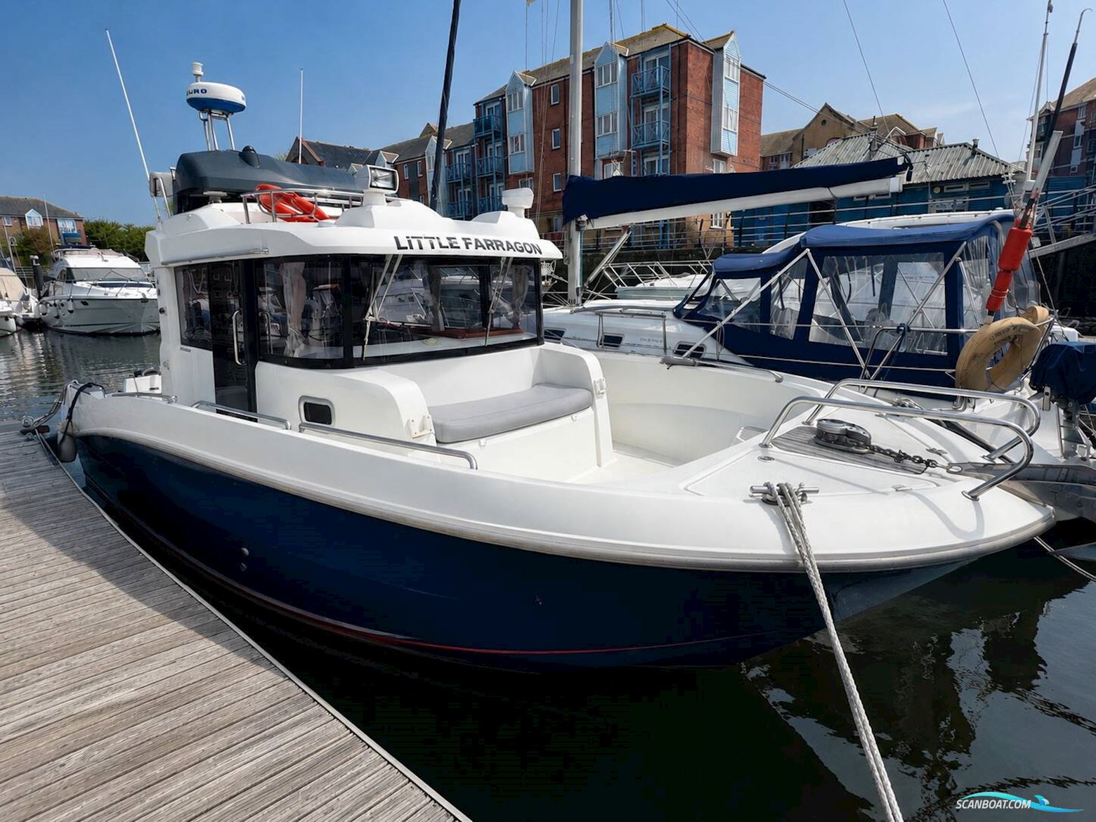 Beneteau Barracuda 9 Motorbåd 2012, med Mercury Verado L4 motor, England