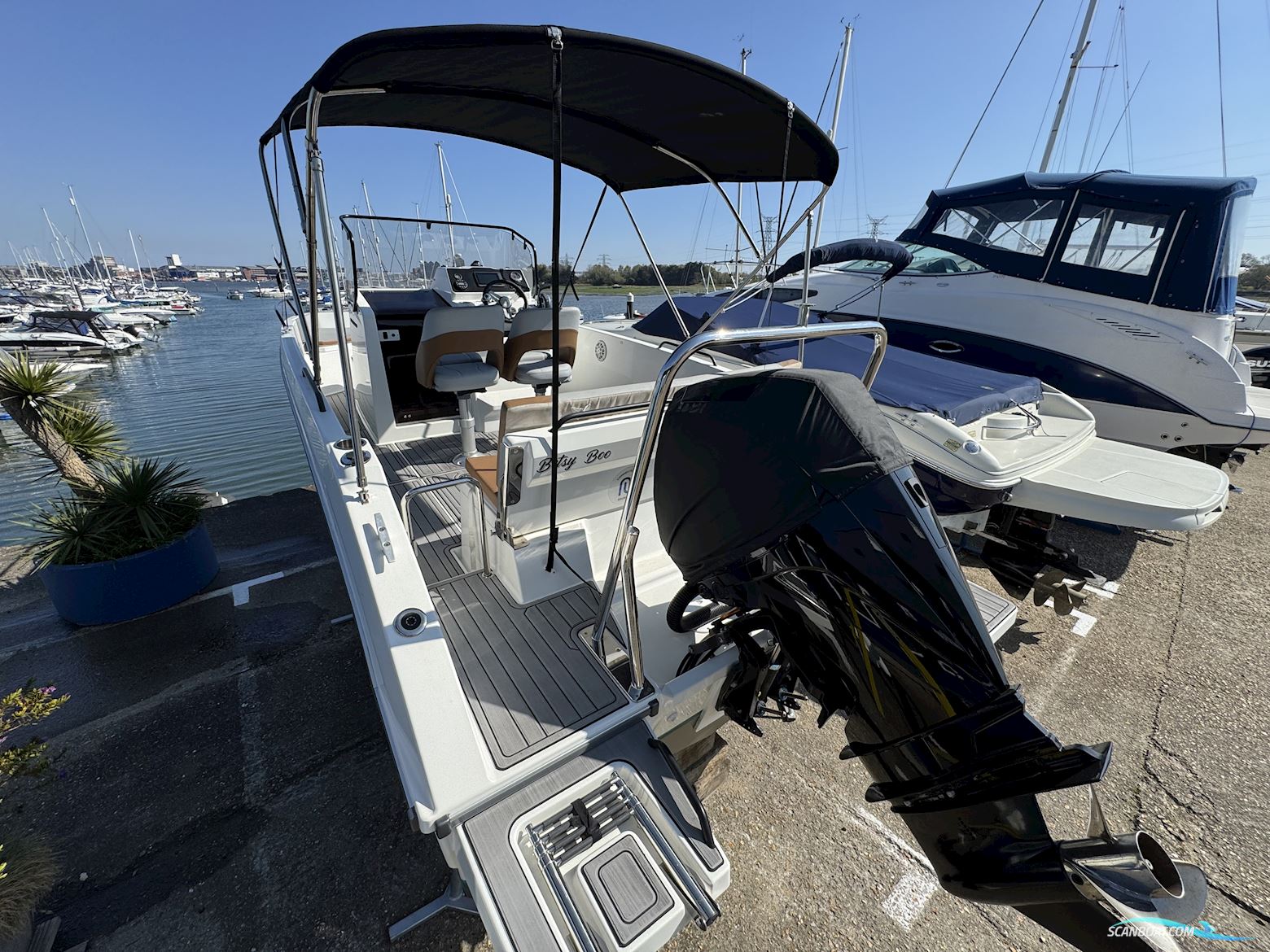 Beneteau Flyer 7 Spacedeck