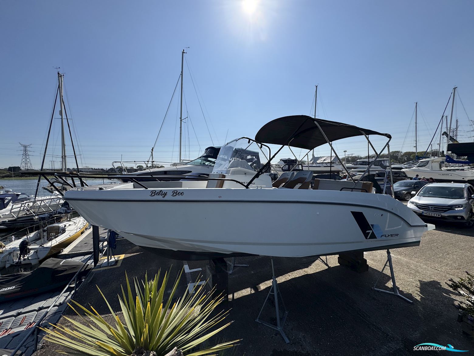 Beneteau Flyer 7 Spacedeck Motorbåd 2023, med Mercury motor, England