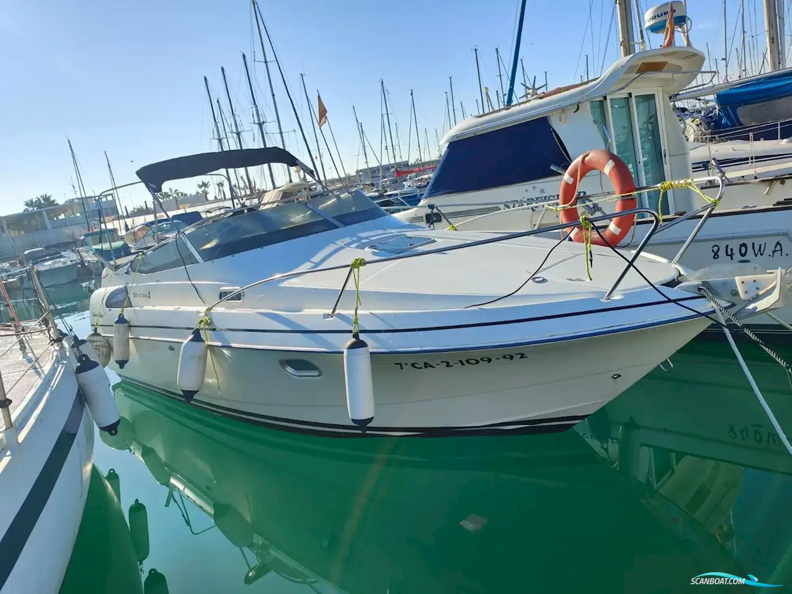 Beneteau Flyer 8 Grand Prix Motorbåd 1992, med Volvo Penta motor, Spanien