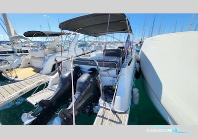 Beneteau Flyer 8.8 Sundeck Motorbåd 2015, med Suzuki motor, Frankrig
