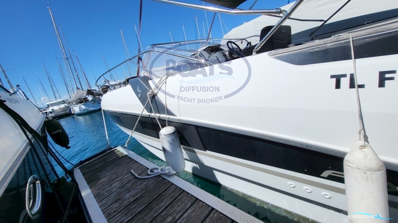 Beneteau Flyer 8.8 Sundeck