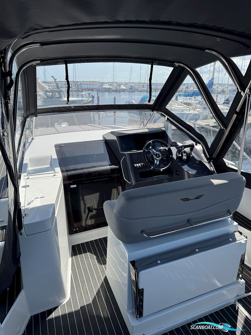 Beneteau Flyer 8.8 Sundeck
