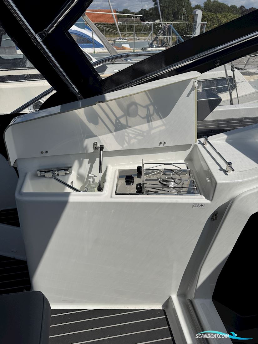 Beneteau Flyer 8.8 Sundeck
