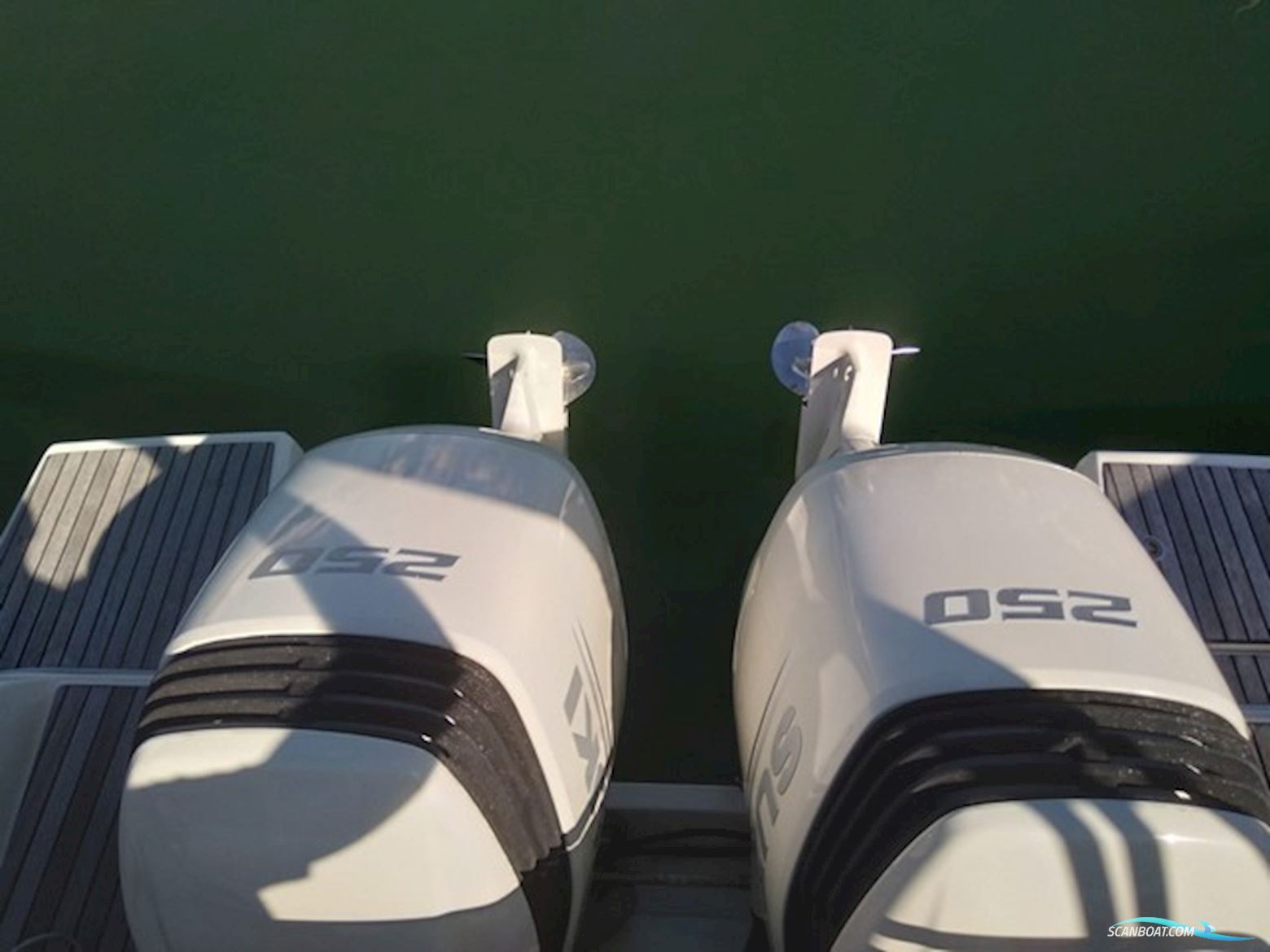 Beneteau Flyer 8.8 Sundeck