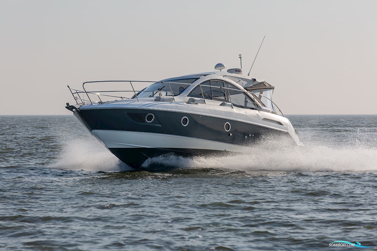 Beneteau Flyer Gran Turismo 34