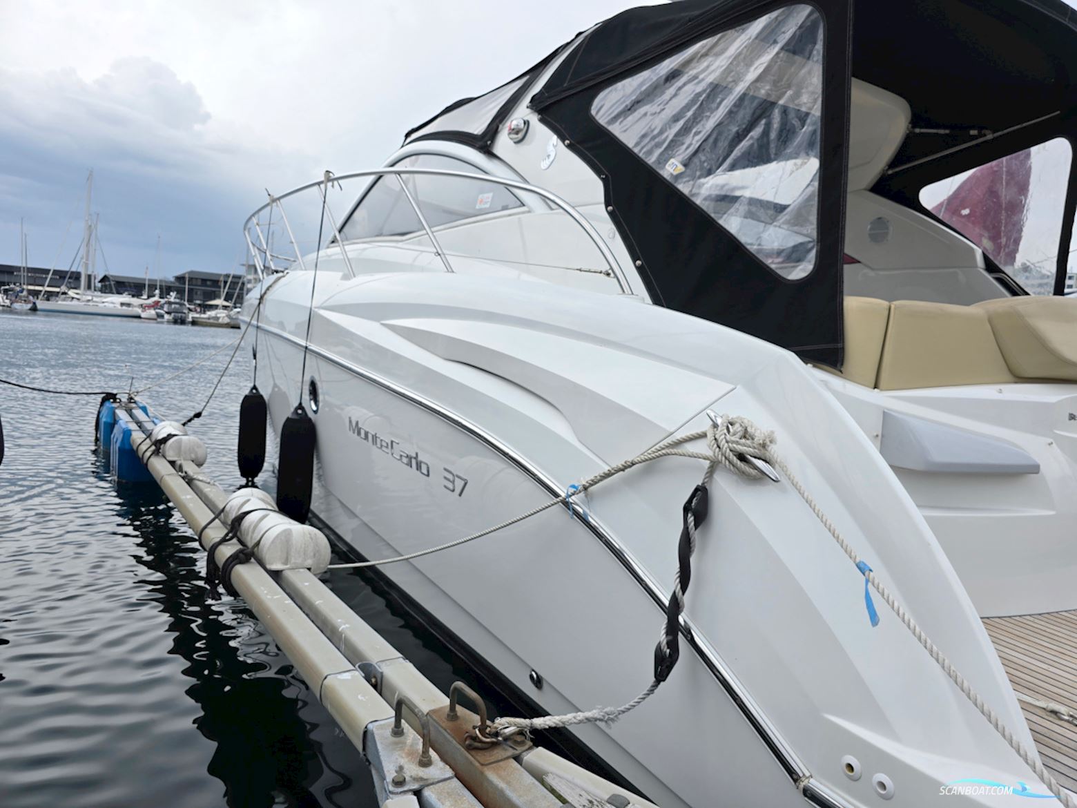 Beneteau Monte Carlo 37 SC Volvo Penta D4-260 Evc