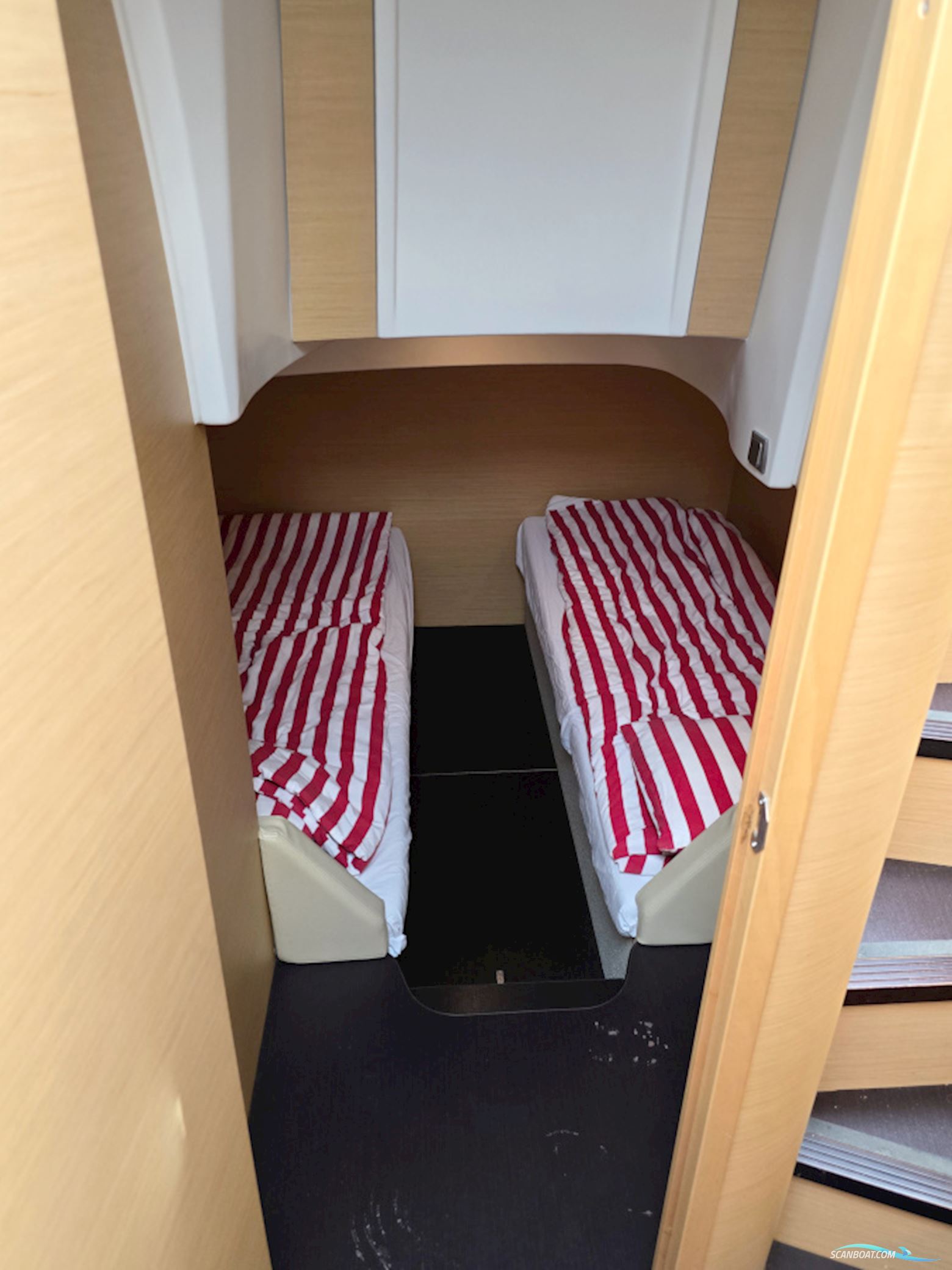 Beneteau Monte Carlo 37 SC Volvo Penta D4-260 Evc