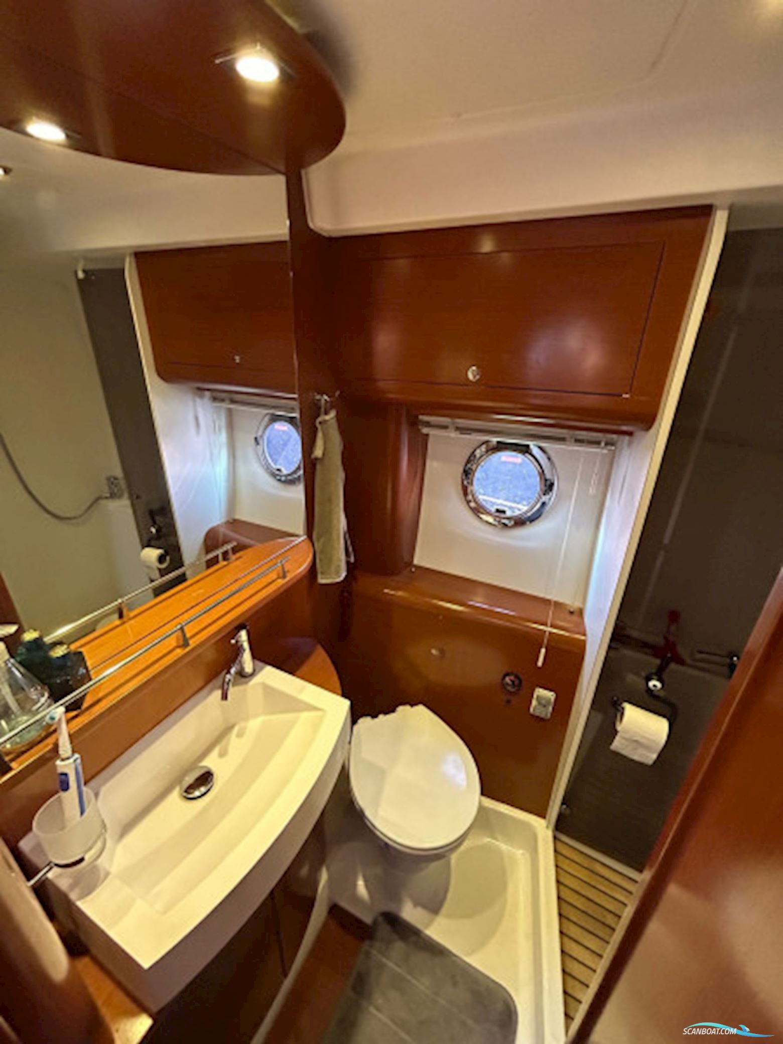 Beneteau Monte Carlo 42 HT