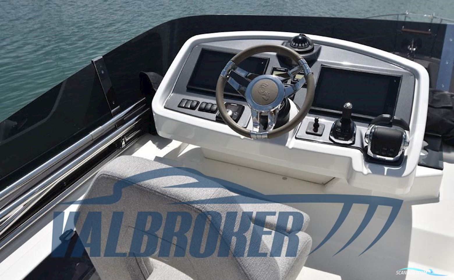 Beneteau Monte Carlo 52