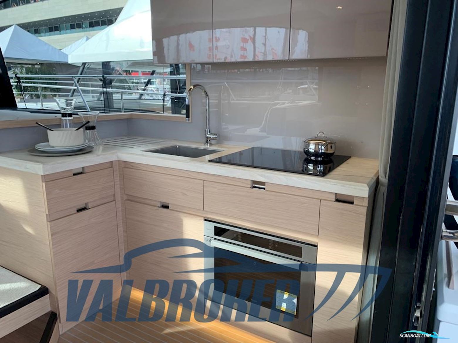 Beneteau Monte Carlo 52