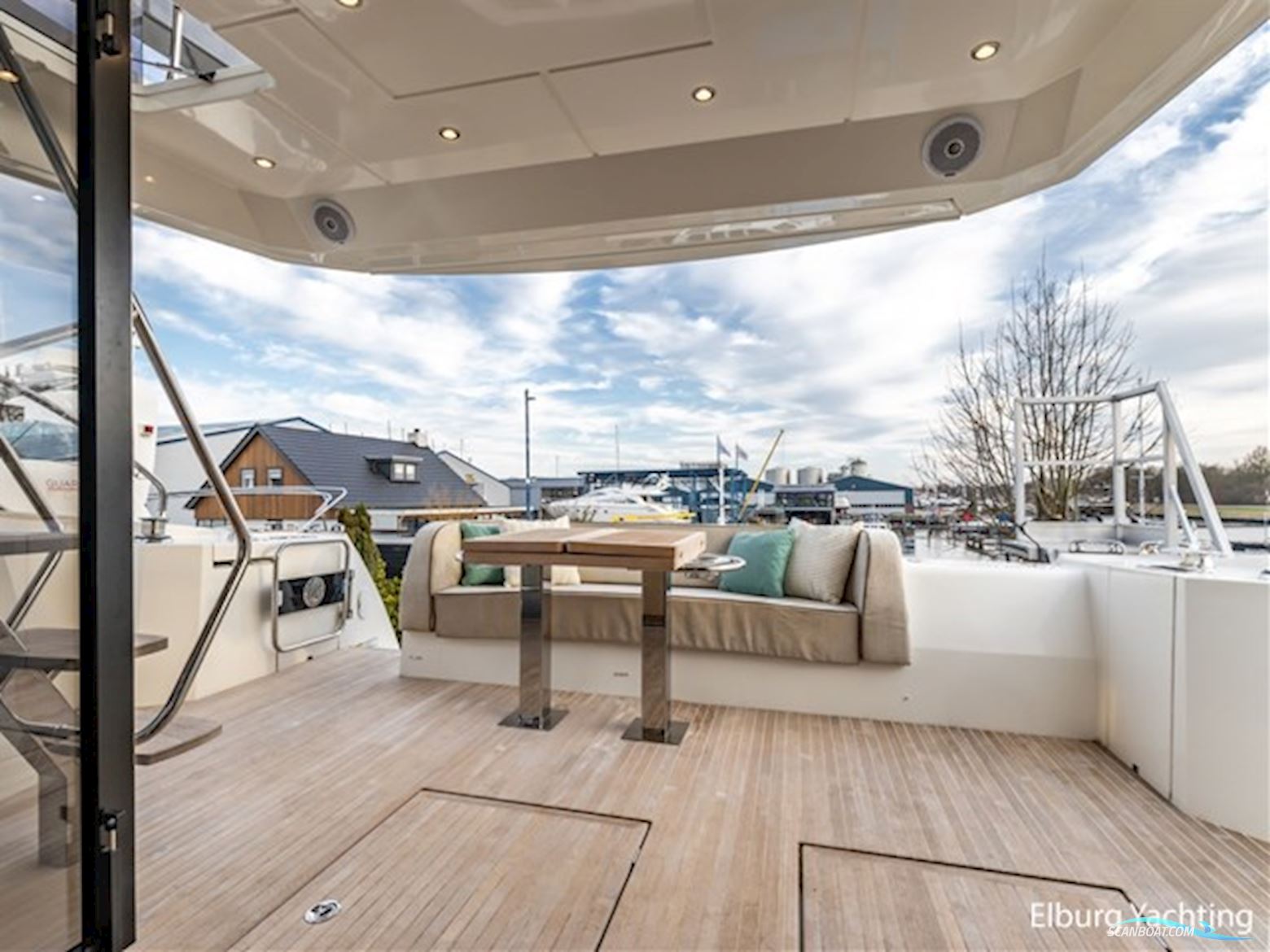Beneteau Monte Carlo 6