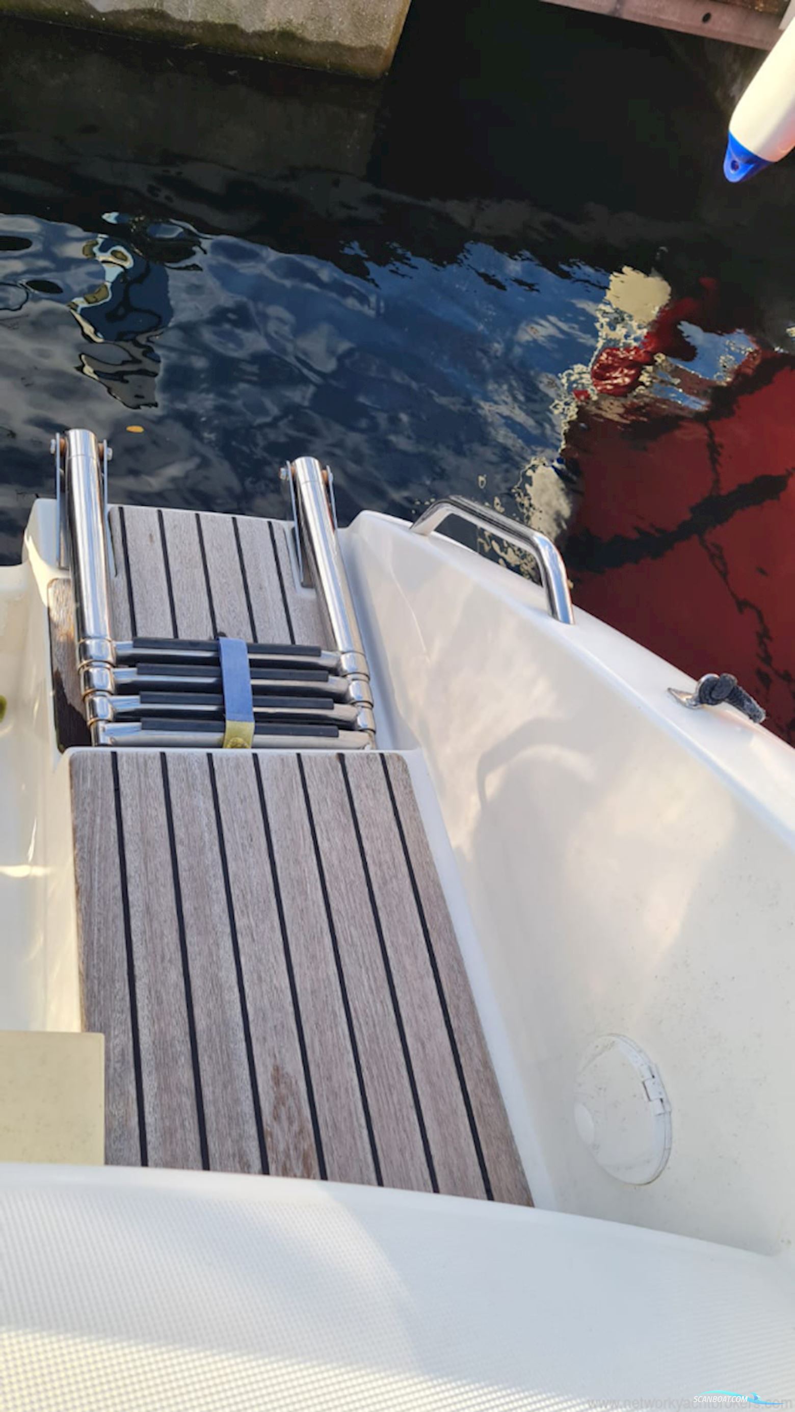 Beneteau Rubis 750 Flyer Sun deck