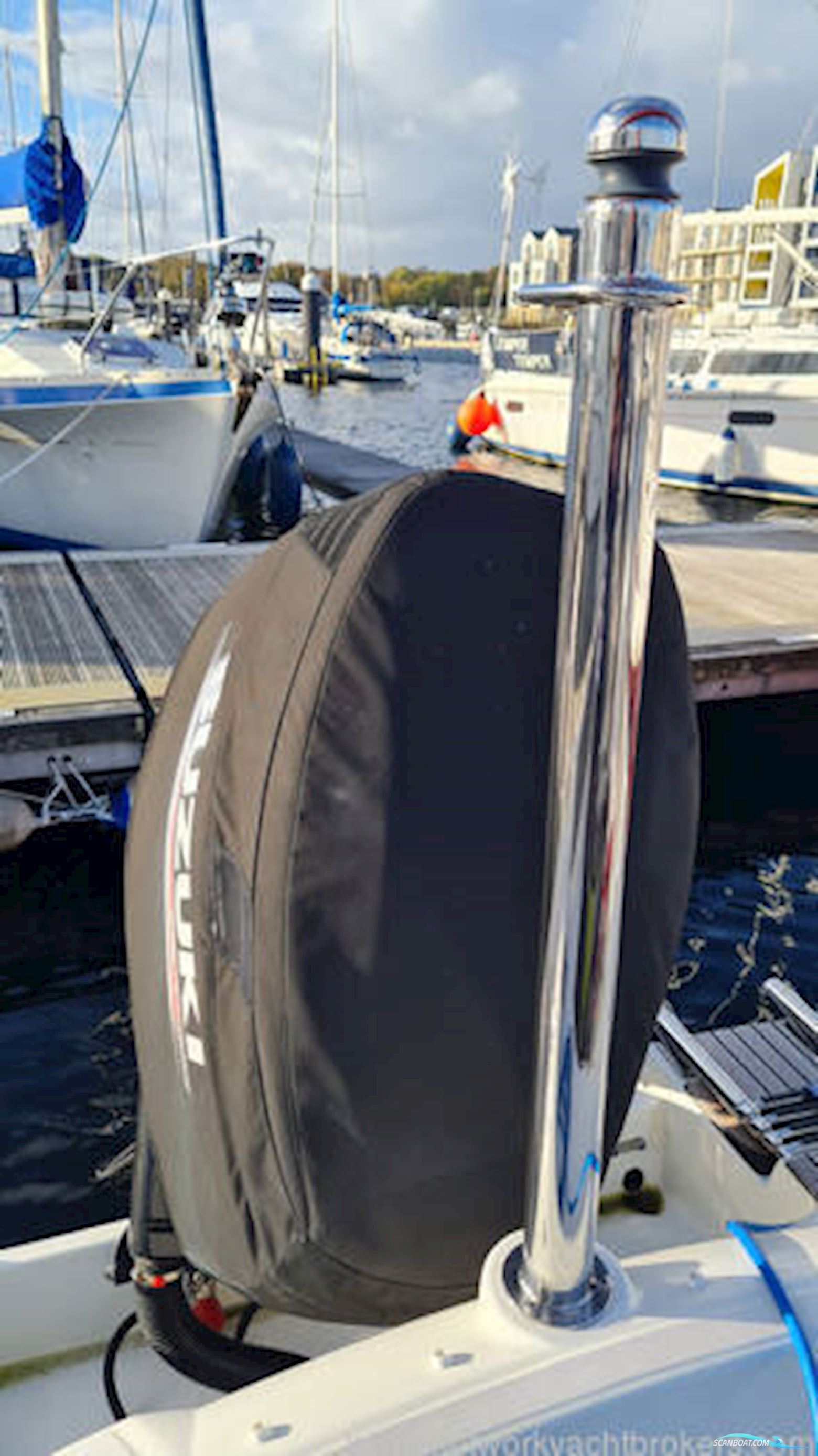 Beneteau Rubis 750 Flyer Sun Deck