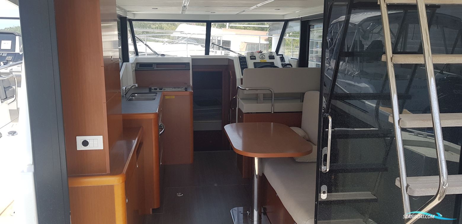 Beneteau Swift Trawler 30 - Reserved