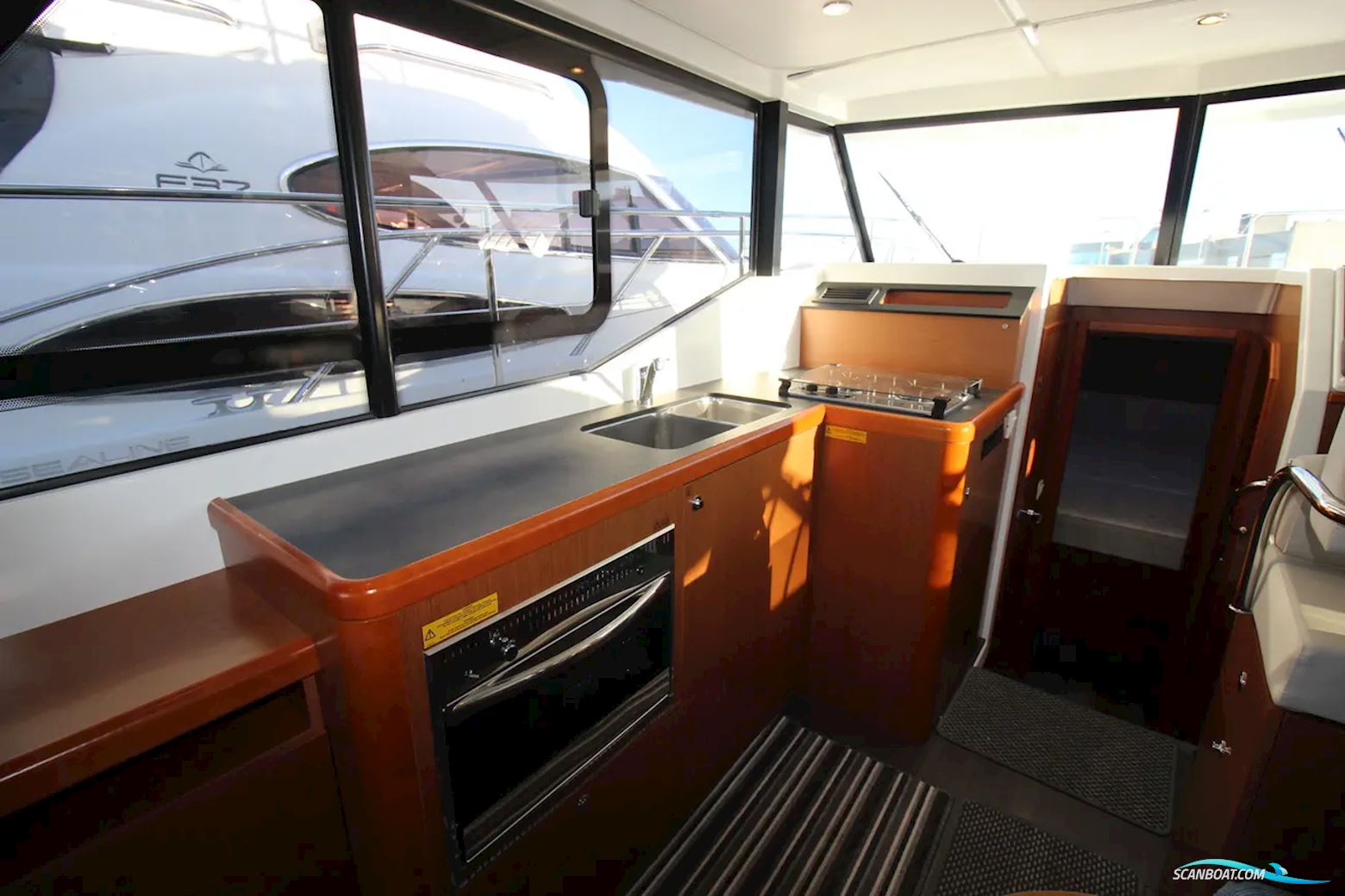Beneteau Swift Trawler 30