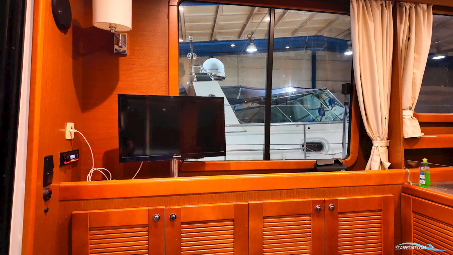 Beneteau Swift Trawler 34 Flybridge