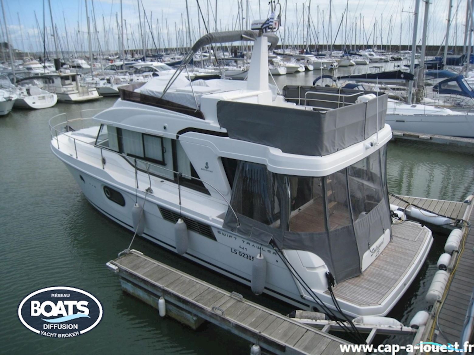 Beneteau Swift Trawler 41 Fly Motorbåd 2021, med Volvo motor, Frankrig