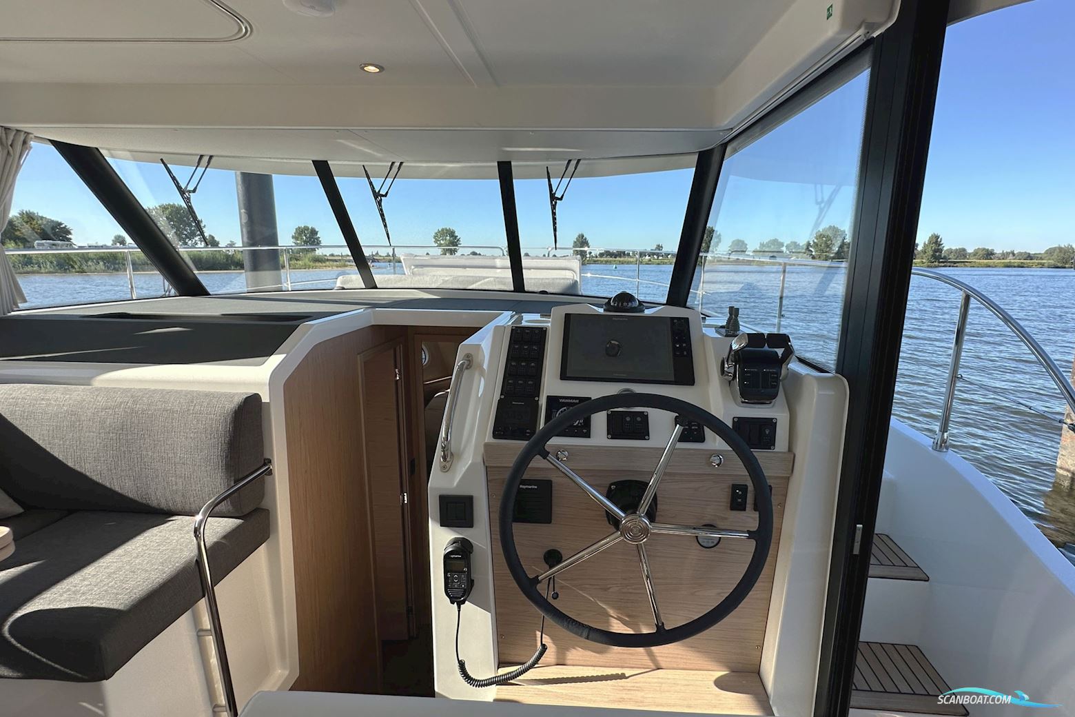 Beneteau Swift Trawler 41 Fly