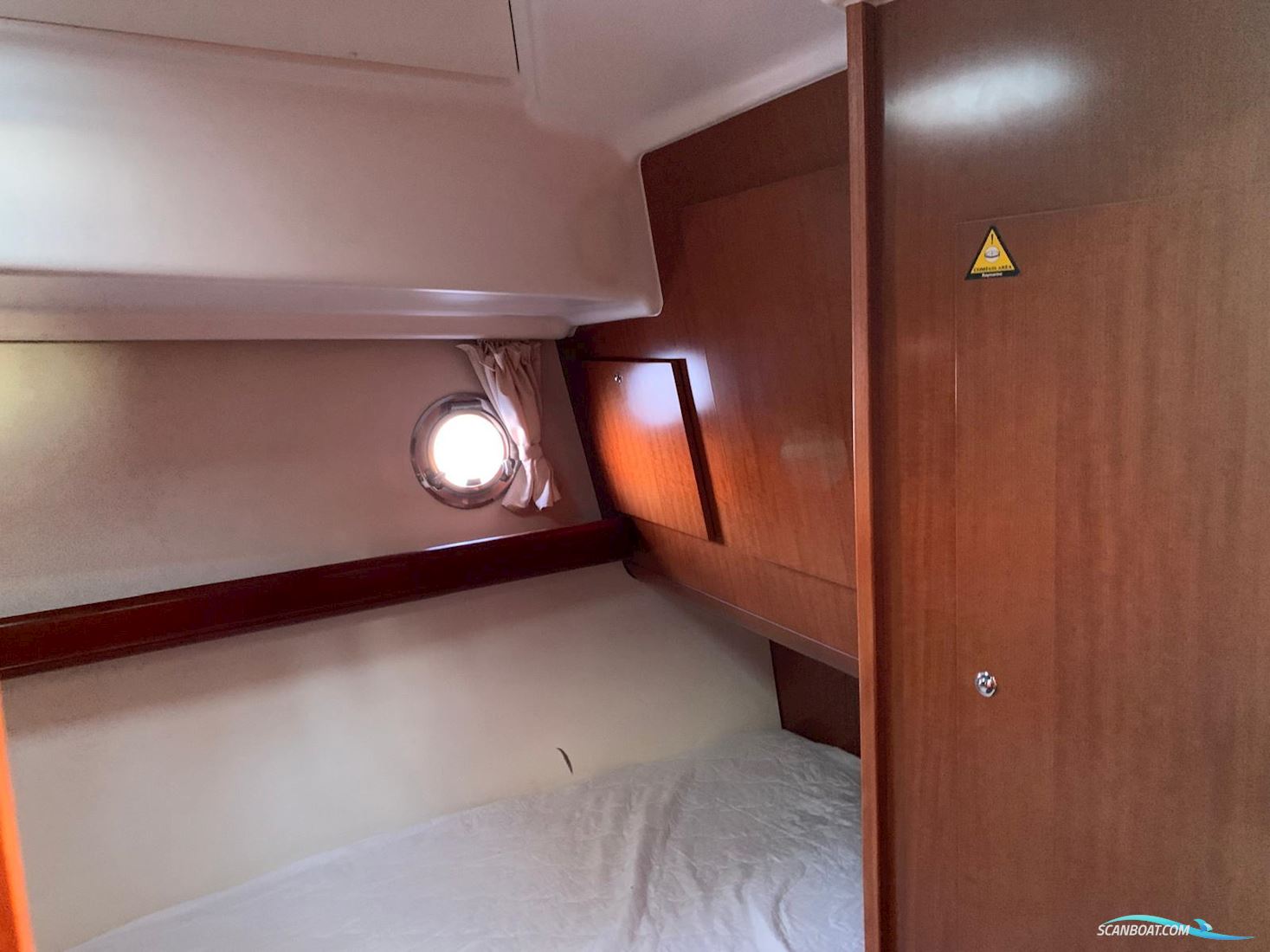 Beneteau Swift Trawler 42