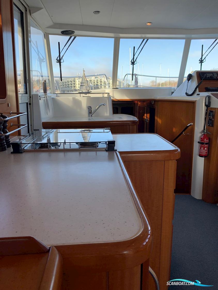 Beneteau Swift Trawler 42